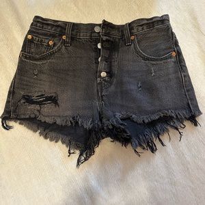 Levi shorts, size 25